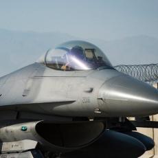 PRAVA CENA SAVEZA SA AMERIKOM: Bugari platili ASTRONOMSKU SUMU za F-16, ovako izgleda ZAVRTANJE RUKE (VIDEO)