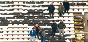 PRAZNE TRIBINE U HUMSKOJ: Partizan u sablasnim uslovima traži pobedu protiv Voždovca! (VIDEO)