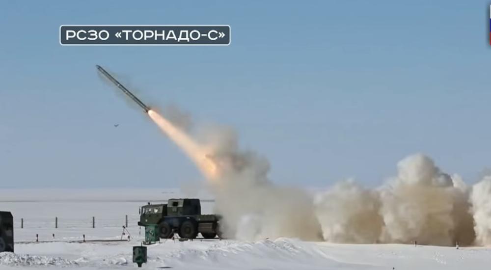 PRED OVIM TORNADOM NEMA SPASA: Predstavljen novi ruski višecevni bacač raketa kalibra 300 milimetara (VIDEO)