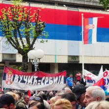 OBRAĆANJE PREDSEDNIKA VUČIĆA U LAZAREVCU: Mala Srbija boriće se do poslednjeg trenutka za svoju čast i obraz (VIDEO)