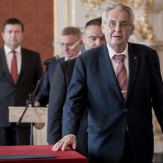 PREDSEDNIK ZEMAN NIJE USPEO DA IH UBEDI: Državni vrh Češke zvanično odbio da raspravlja o povlačenju priznanja Kosova!