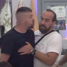 PREKINUTA DODELA BUDŽETA: Kordi pala roletna na oči, pa se zaleteo i počeo da divlja - Mimas dozivala obezbeđenje na sav glas