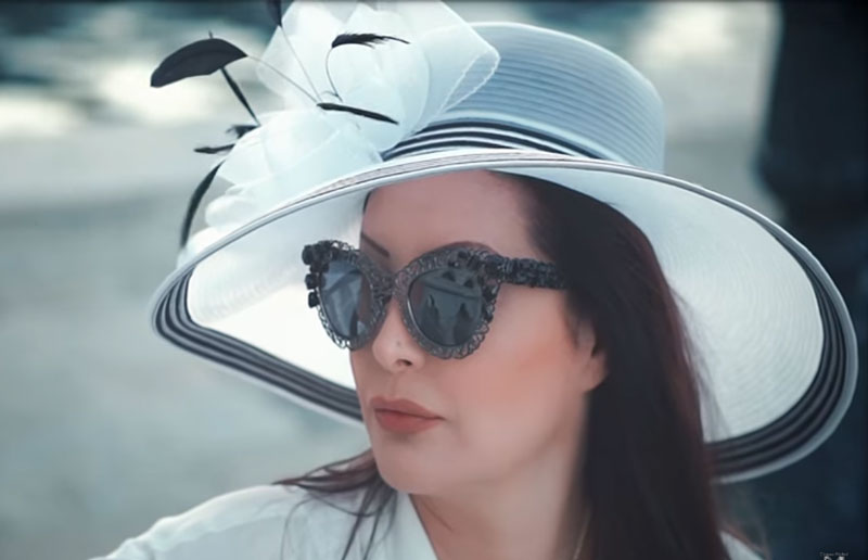 PREMIJERA: Dragana Mirković predstavila spot i pesmu OD MILION JEDAN! VIDEO