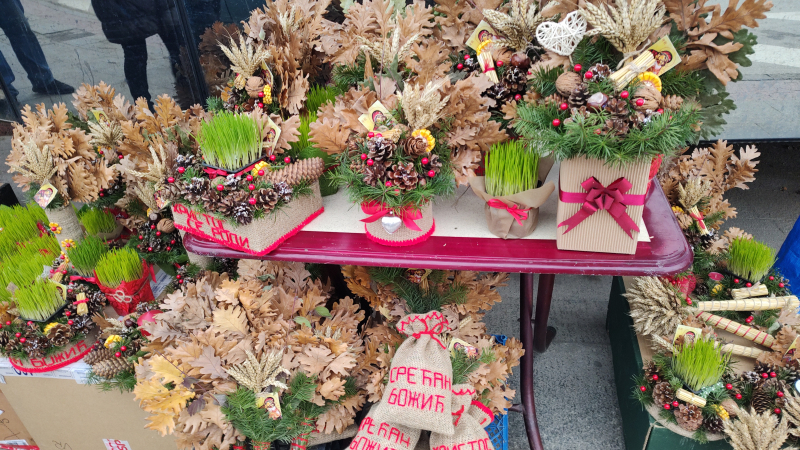 PREPORUKA VLADE POSLODAVCIMA Badnji dan da bude neradan ZA SVE HRIŠĆANE