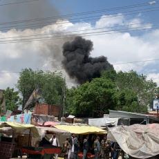 PRESTONICOM ODJEKUJU EKSPLOZIJE: Pomahnitali bombaš samoubica UPAO U BOLNICU (FOTO/VIDEO)