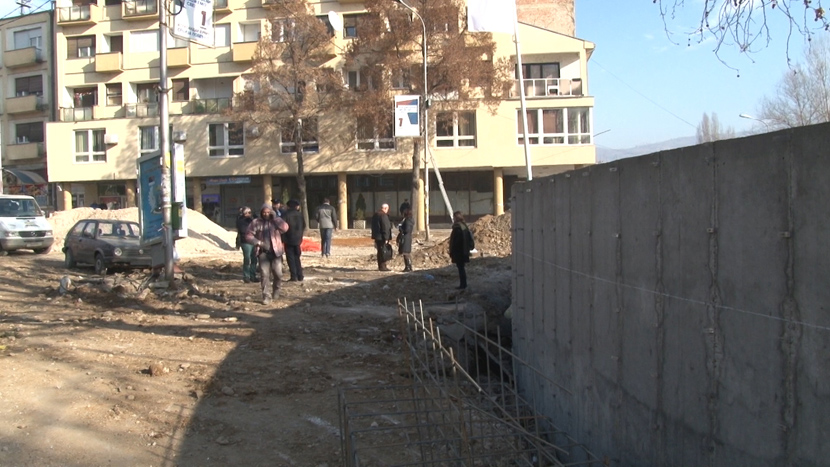 PRISTINA IS NOT GIVING UP: They want to demolish the wall in Kosovska Mitrovica! (PHOTO)