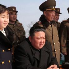 PROCURILE INFORMACIJE O KIMOVOM NASLEDNIKU! Južnokorejski špijuni otkrili: Ova osoba će biti naredni politički lider Severne Koreje! (FOTO)
