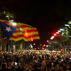 PROTEST na ulicama Katalonije: Hiljade ljudi UDARA U LONCE, nezadovoljni presudom liderima