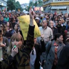 PROTESTI U KOMŠILUKU: Nezadovoljni građani blokirali autoput, Vladi izneti zahtevi