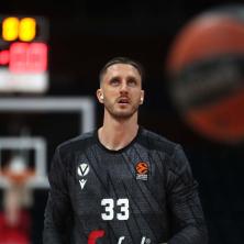 PRVI PUT POSLE VESTI O BOLESTI: Oglasio se Polonara