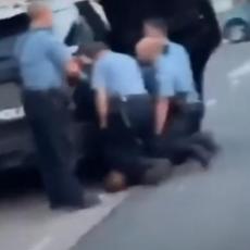 PRVI PUT PRED SUDOM: Policajac koji je ubio Flojda na ročištu putem video-linka, povećana mu kaucija (VIDEO)