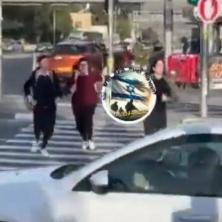 PRVI SNIMAK TERORISTIČKOG NAPADA U JERUSALIMU: Odjekuju pucnji kod autobuske stanice, ljudi panično beže, DVOJE MRTVIH