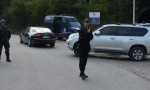 PUCNjAVA U LEPOSAVIĆU: Pokušaj bekstva, pogranična policija tzv. Kosova pucala u kombi vozilo kragujevačkih registracija