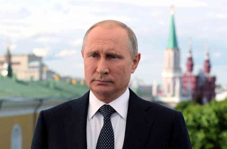 PUTIN OVIM POTEZOM RAZBESNEO ZAPAD! Kontroverzni gost na poziv ruskog predsednika stigao na Mundijal!