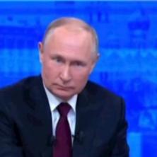 PUTIN U NEVERICI: Jedno pitanje na konferenciji za medije šokiralo ruskog predsednika (VIDEO)