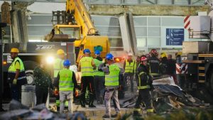 Pad nadstrešnice u Novom Sadu: Šta koči istragu i zašto se spore sud i tužilaštvo