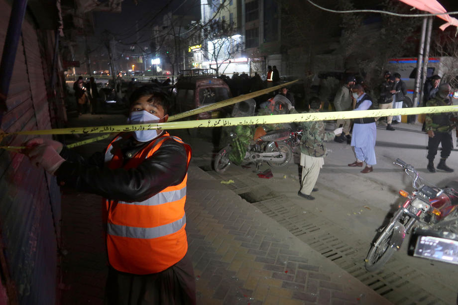 Pakistan: Dvadeset mrtvih, 13 povređenih u udesu autobusa