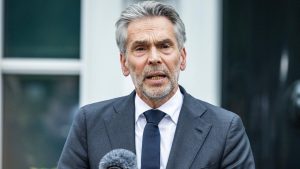 Pala holandska vlada: Premijer podneo ostavku posle povlačenja Vildersa