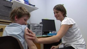 Pandemija i zdravlje: Vakcina protiv gripa – da li je bezbedno primiti je uz Kovid vakcinu
