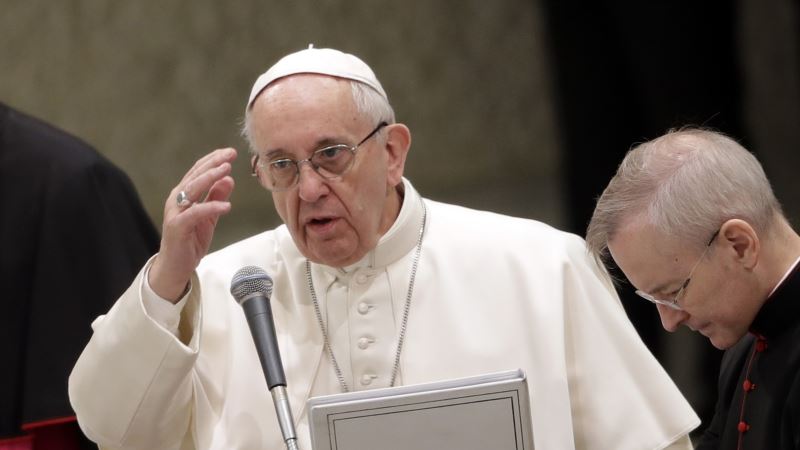 Papa: Bolje biti ateista nego licemerni katolik
