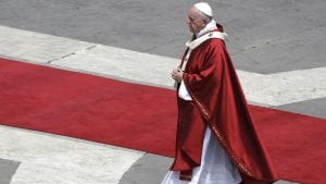 Papa Franja: Upotrebu i posedovanje atomskog oružja proglasiti nemoralnim
