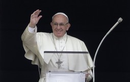
					Papa Franja dolazi u posetu Balkanu 
					
									