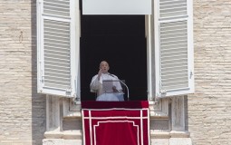 
					Papa Franja potresen zbog pretvaranja Aja Sofije u džamiju 
					
									