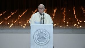 Papa Franja potresen zbog pretvaranja Aja Sofije u džamiju
