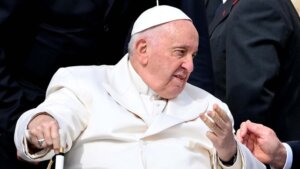 Papa Pranja odgovorio da li će da podnese ostavku