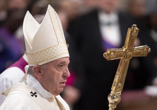 Papa krenuo u rat protiv vatikanske mafije