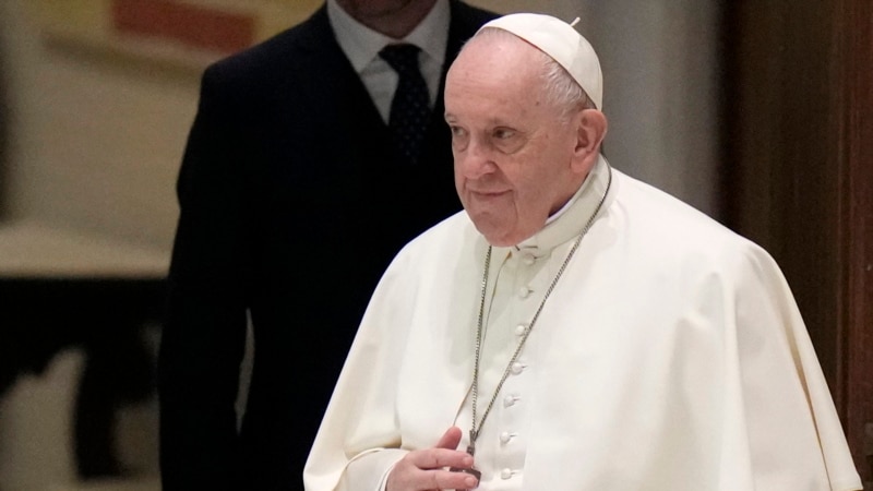 Papa kritikovao lažne vesti o kovidu i vakcinama