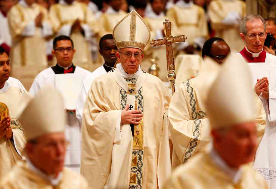 Papa se izvinio žrtvama seksualnog zlostavljanja