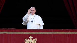 Papa se posle istorijske posete Iraku vraća u Rim