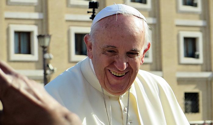 Papa za svoj imendan poklonio 3.000 sladoleda za siromašne u Rimu