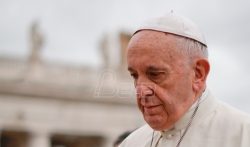 Papa zabrinut zbog nedostatka zajedničkog odgovora na sirijsku krizu