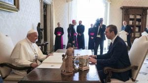Papina poseta bi doprinela pomirenju naroda u regionu