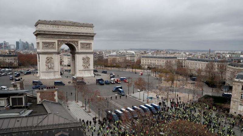 Pariz: Povlačenje ambasadora u Rimu je važno upozorenje 