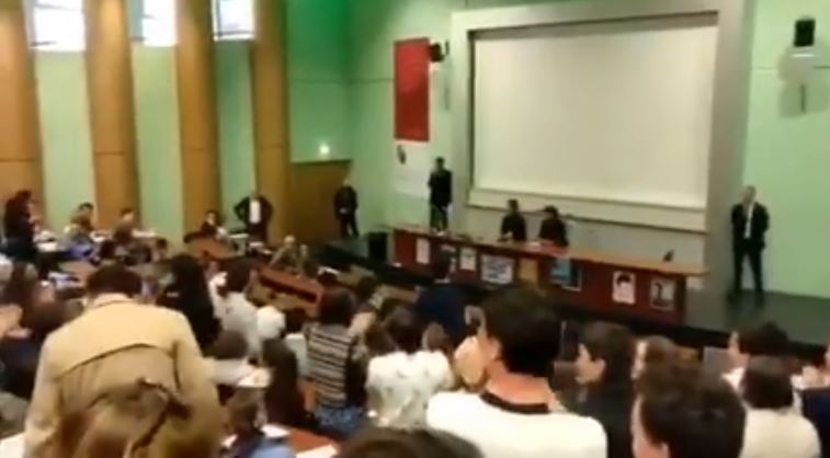 Pariz: Studenti prekinuli predavanje ambasadorice Izraela skandiranjem “Sloboda za Palestinu” /VIDEO/