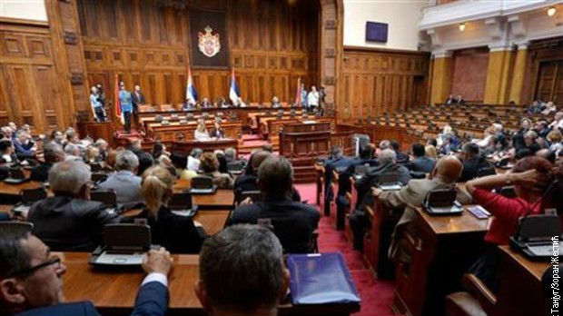 Parlament o amandmanima  na nekoliko predloga zakona
