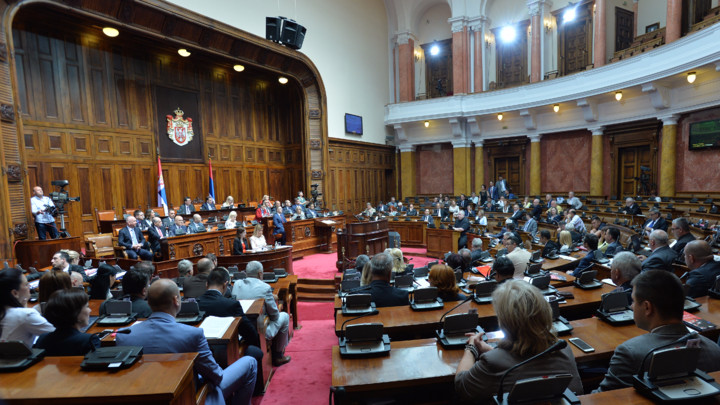 Parlament usvojio ZAKON O OBRAZOVANJU:Veća odgovornost i nastavnika i ucenika