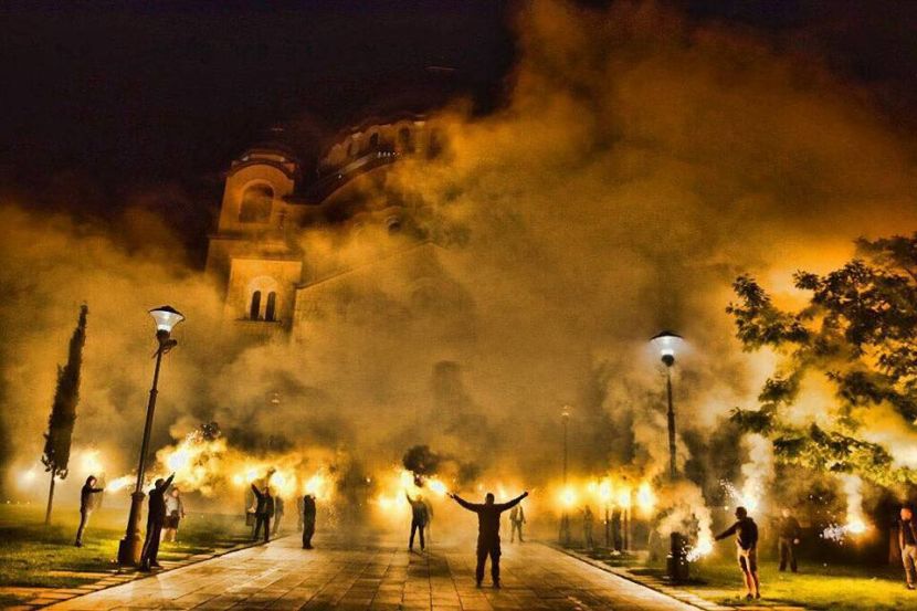 Partizan objavio fotke bakljade Grobara: Ovo je prethodilo krvavom sukobu ispred hrama! (FOTO) (VIDEO)