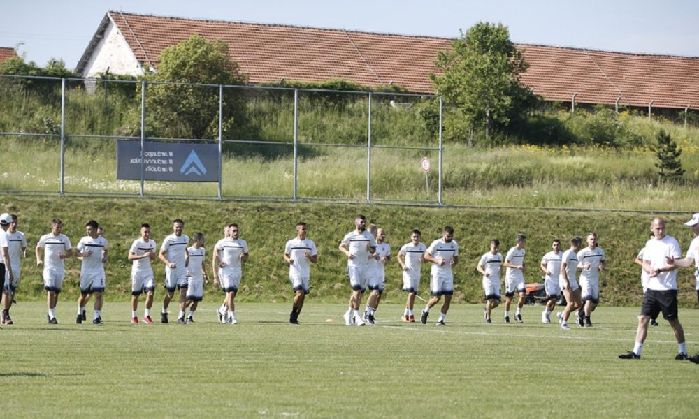 Partizan odradio trening pred Molde, igrače posetili Vučelić i Vazura (VIDEO)