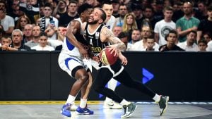 Partizan pobedio Budućnost u trećoj utakmici, crno-beli korak do titule šampiona ABA lige