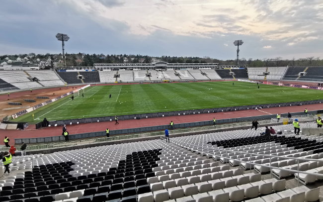 Partizan poziva navijače, počela prodaja sezonskih karata i na stadionu!