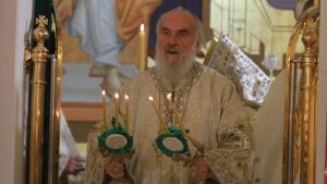 Patrijah Irinej služio božićnu liturgiju u Hramu svetog Save