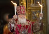 Patrijarh Kiril osveštao uskršnji kolač težak 1.500 kilograma