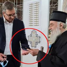 Patrijarh kaže da bih mogao češće da dolazim u crkvu Irinej uručio predsedniku Vučiću jedinstven poklon (FOTO)