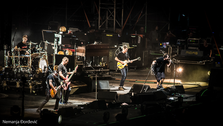 Pearl Jam poziva sve svoje bubnjare u Rokenrol kuću slavnih