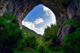 Pećina kao iz bajke: Prirodni biser na Zlatiboru prava je retkost srpskog turizma VIDEO