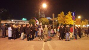 Pedesetak Kragujevčana sinoć na protestu zbog kovid propusnica